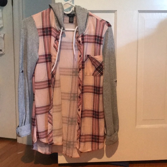 Rue21 Tops - Pink Hooded Flannel